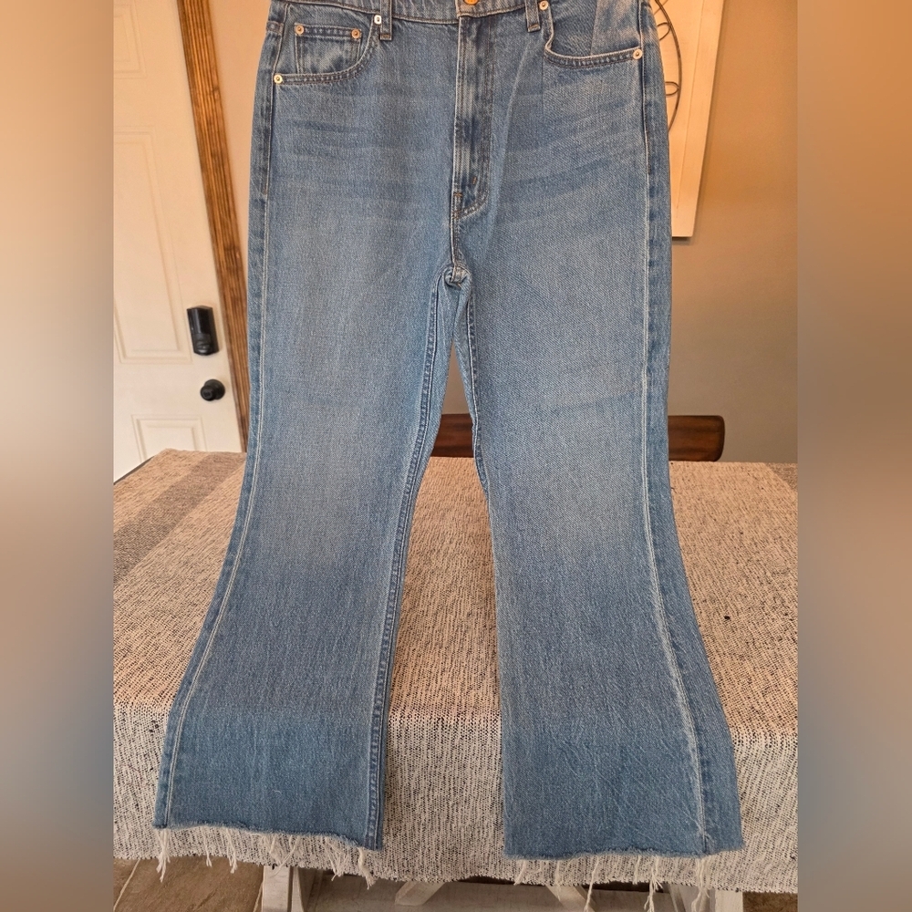 SNACKS By MOTHER Light Blue Frayed Hem Jeans pigskin stone blue- runs small